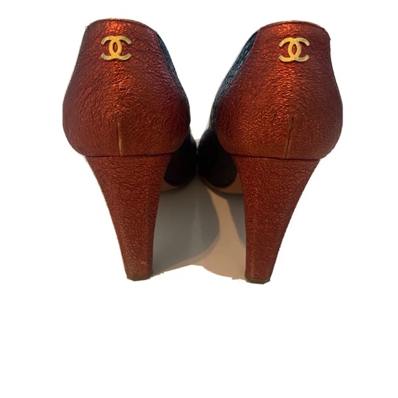 Chanel shoes size 37 - Picture 2 of 3